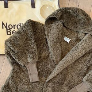 NEW Nordic Beach Olive Green Body Wrap